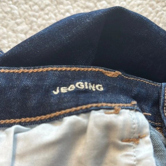 American Eagle Outfitters Dark Wash Jeggings - Picture 4 of 5